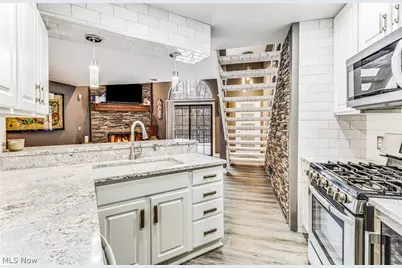 4032 Saint Andrews Court #1, Canfield, OH 44406 - Photo 9