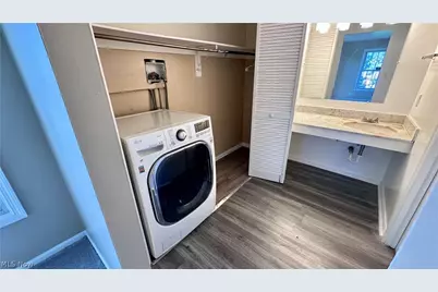 24 Washington Square #15, Euclid, OH 44143 - Photo 11