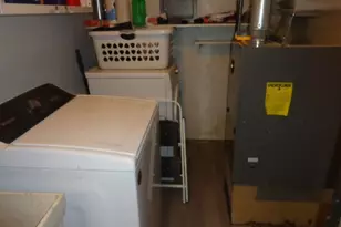 9552 Fernwood Dr, Olmsted Falls, OH 44138 - Photo 13