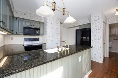 1605 Chapman Way #14, Grandview Heights, OH 44147 - Photo 13