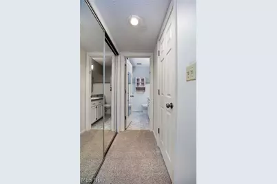 1605 Chapman Way #14, Grandview Heights, OH 44147 - Photo 19