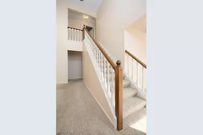 1605 Chapman Way #14, Grandview Heights, OH 44147 - Photo 7