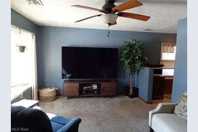 3843 Roosevelt Avenue NE, Canton, OH 44705 - Photo 5