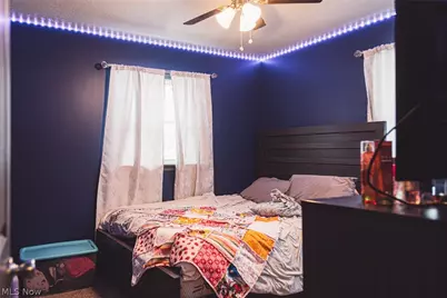 644 Chapel Lane, Campbell, OH 44405 - Photo 15