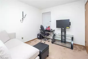 2343 18th St SW, Akron, OH 44314 - Photo 11