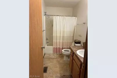 2343 18th Street SW, Akron, OH 44314 - Photo 3