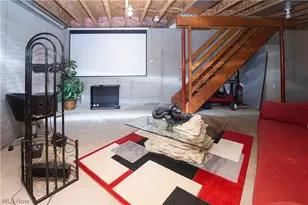 2343 18th St SW, Akron, OH 44314 - Photo 7