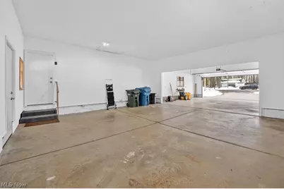 4586 Everhart Drive, Green, OH 44720 - Photo 35