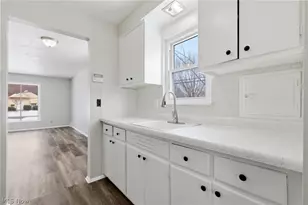 27190 Zeman Ave, Euclid, OH 44132 - Photo 17