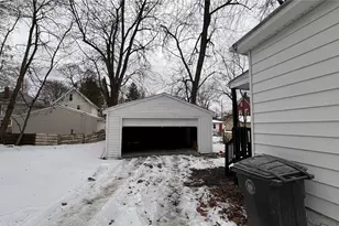 1021 La Croix Ave, Akron, OH 44307 - Photo 5