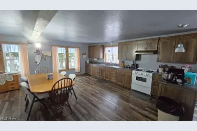 4194 Helsley Fusselman Road, Worthington, OH 44470 - Photo 15