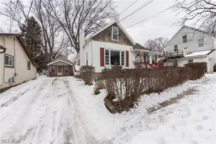 209 Dodge St, Kent, OH 44240 - Photo 3