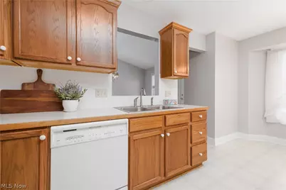 3278 Sumser Street NW, North Canton, OH 44720 - Photo 21