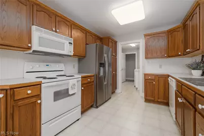 3278 Sumser Street NW, North Canton, OH 44720 - Photo 17