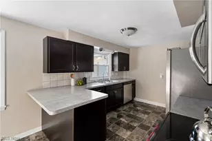 136 S Metzger Ave, Rittman, OH 44270 - Photo 25