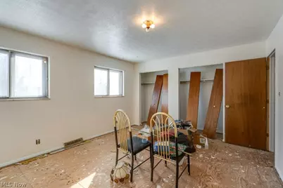 697 Ocean Avenue, Akron, OH 44310 - Photo 13