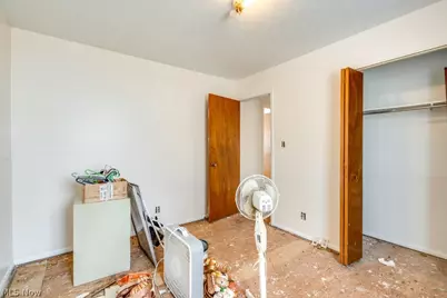 697 Ocean Avenue, Akron, OH 44310 - Photo 11