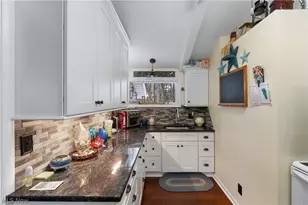 5039 Erie Ave N, Canal Fulton, OH 44614 - Photo 9