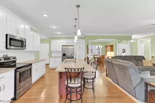 9937 Southwyck Ave NW, North Canton, OH 44720 - Photo 5