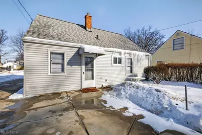 29070 W Willowick Drive, Willowick, OH 44095 - Photo 23