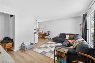 29070 W Willowick Dr, Willowick, OH 44095 - Photo 5