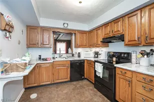 2770 Revere Dr, Cuyahoga Falls, OH 44223 - Photo 7