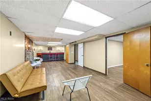 128 Oakwood Dr, Avon Lake, OH 44012 - Photo 25