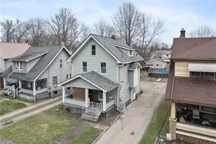 475 Homewood Ave SE, Warren, OH 44483 - Photo 3