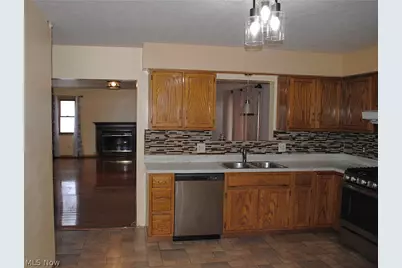 876 Hadcock Road, Brunswick, OH 44212 - Photo 7