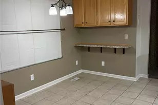 3461 E Prescott Cir, Cuyahoga Falls, OH 44223 - Photo 3