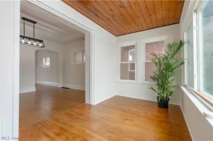 1322 12th St NW, Canton, OH 44703 - Photo 5