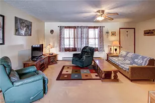 42113 Meadow Ln, LaGrange, OH 44050 - Photo 9