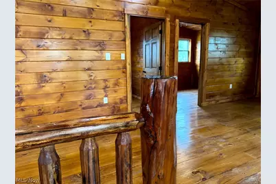 18028 Winterset Lane, Lore City, OH 43755 - Photo 15