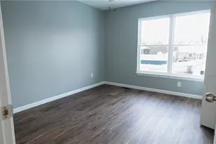 161 High St, Elyria, OH 44035 - Photo 5