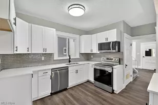 1602 Rosewood Ave, Oakwood, OH 44107 - Photo 13