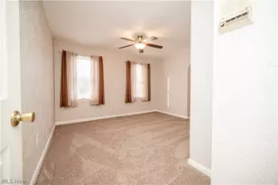 449 Westchester Dr SE, Warren, OH 44484 - Photo 35