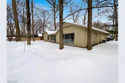 5896 Mills Creek Lane, North Ridgeville, OH 44039 - Photo 5