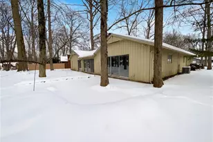 5896 Mills Creek Ln, North Ridgeville, OH 44039 - Photo 5