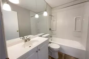 5896 Mills Creek Ln, North Ridgeville, OH 44039 - Photo 17
