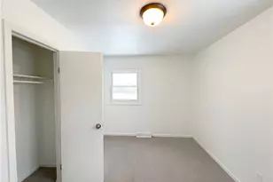 832 S Logan St, Elyria, OH 44035 - Photo 9