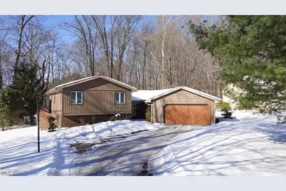 8266 Pebble Creek Court, Chagrin Falls, OH 44023 - Photo 1