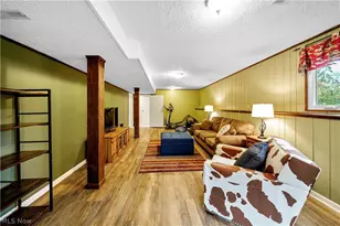 8266 Pebble Creek Ct, Chagrin Falls, OH 44023 - Photo 31