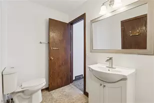 680 Rocky Hollow Dr, Akron, OH 44313 - Photo 21