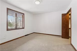 680 Rocky Hollow Dr, Akron, OH 44313 - Photo 25