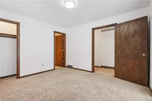 680 Rocky Hollow Dr, Akron, OH 44313 - Photo 19