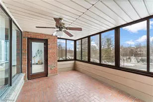 5200 Three Village Dr, Lyndhurst, OH 44124 - Photo 21