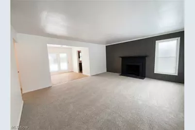 1754 E 236th Street, Euclid, OH 44117 - Photo 3