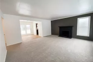 1754 E 236th St, Euclid, OH 44117 - Photo 3