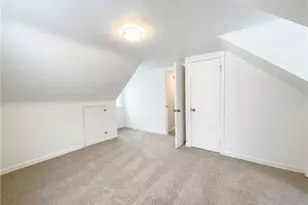 1754 E 236th St, Euclid, OH 44117 - Photo 9