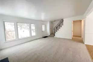 1754 E 236th St, Euclid, OH 44117 - Photo 7